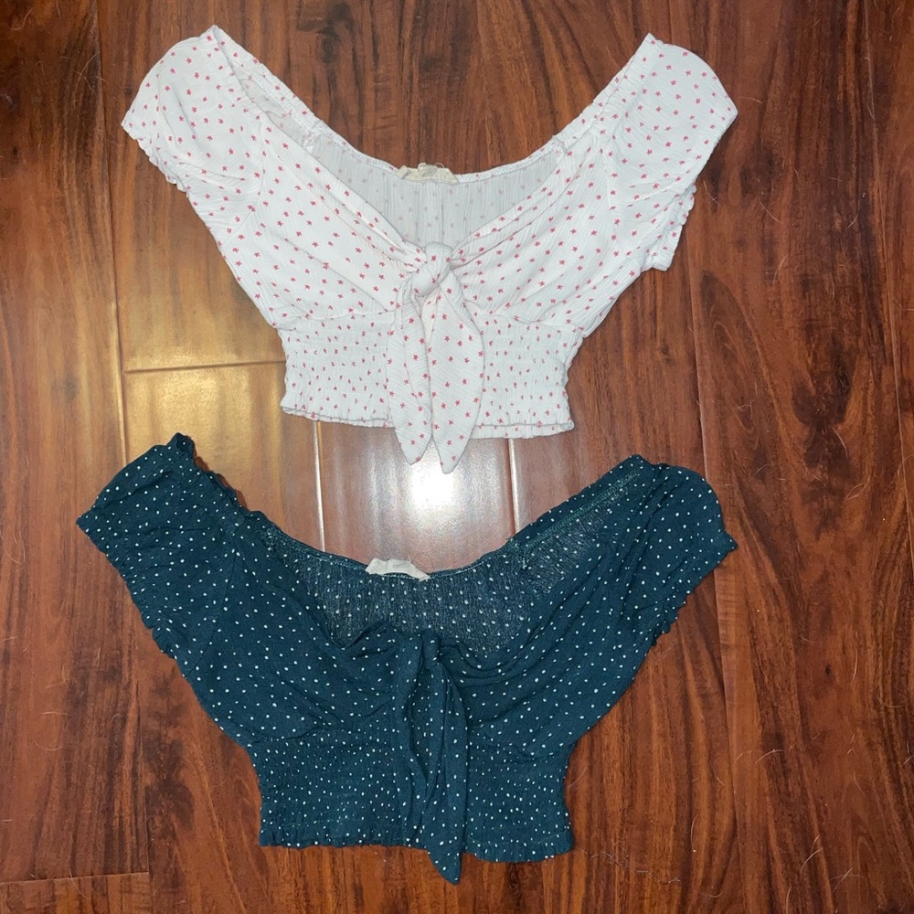 Pacaun off the shoulder crop tops